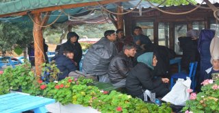 Çanakkalede 57 Mülteci Yakalandı