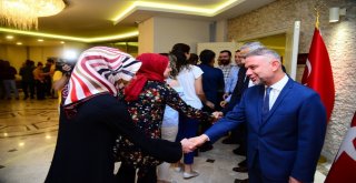 Başkan Ertürk, Belediye Çalışanlarıyla Bayramlaştı