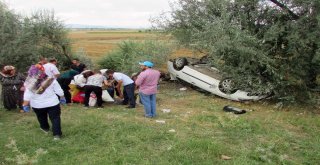 Afyonkarahisarda Trafik Kazası: 2Si Çocuk 4 Yaralı