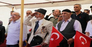 Malatyadaki Kutlamalarda Helikopter Gövde Gösterisi Yaptı