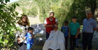 Köy Çocuklarına Bayram Tıraşı Jesti