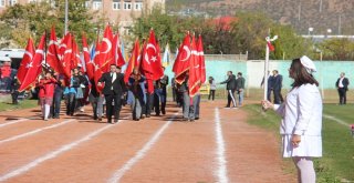 Bingölde Cumhuriyet Bayramı Coşkuyla Kutlandı