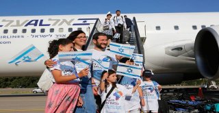 İsraile 300 Yeni Yahudi Göçmen Geldi