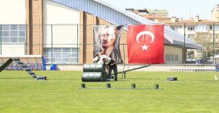 Jakem Komutanlığına Bağlı Köpeklerin Gösterileri Nefesleri Kesti