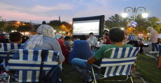 Açık Hava Sinemasında Bu Hafta Sihirli Müze Ve Ayla