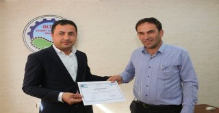 Girişimcilik Kurslarında Başarılı Olan Kursiyerlere Belge Verildi