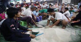 Myanmarda Tahliye Sayısı 148 Bine Yükseldi