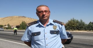 Drone İle Tespit Edilen Hatalı Sürücüler, Kırmızı Düdükle Uyarıldı