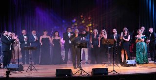 Hasta Çocuklar İçin Tek Ses, Tek Yürek Oldular