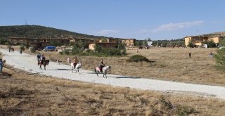 Sonsuz Şükran Köyüne Ziyaretçi İlgisi Artıyor