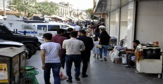 Sur Ziyaretçi Akınına Uğradı