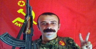 Gri Kategoride 300 Bin Tl Ödülle Aranan Terörist Öldürüldü