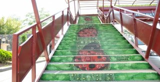 Keçiören Belediyesi İlçe Genelindeki 9 Yaya Üst Geçidini Yeniledi