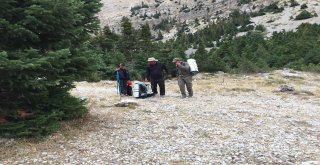 Yolunu Kaybeden Amatör Dağcıları Ekipler Kurtardı