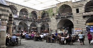 Güneşi Gören Kaçtı