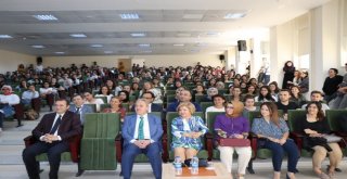 Kütahya Sağlık Bilimleri Üniversitesinde  “Geleneksel Ve Tamamlayıcı Tıp Manuel Terapi” Konferansı