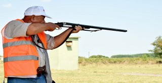 Mustafakemalpaşada Atıcılık Festivali