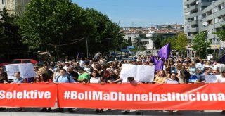 Kosovada Kadınlara Uygulanan Şiddet Protesto Edildi