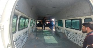 Ercişte 2 Ayrı Minibüste 15 Bin 146 Paket Kaçak Sigara Ele Geçirildi