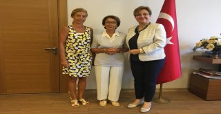 İsmet İnönünün Kızı Başkan Pekdaşla İnönü Müze Evini Konuştu