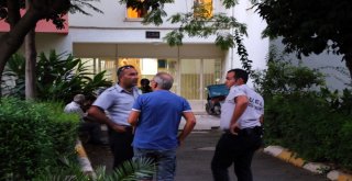 Antalyada Babasının Boğazını Kesip Öldüren Genç Çay İçerken Yakalandı
