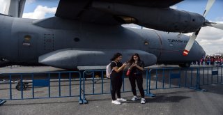 Teknofestte İnsan Seli