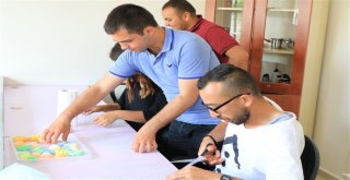 Engelli Bireyler Meyve Kokulu Sabun Üretiyor