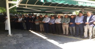 Mhp Meclis Üyesi İrfan Dursunun Annesi Son Yolculuğuna Uğurlandı