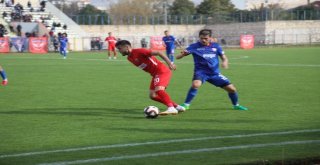 Tff 2. Lig: Niğde Anadolu Fk: 1 - Bayrampaşa: 1