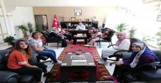 Yetiştirme Yurdu Öğrencileri Müftü Taşçı İle Bir Araya Geldi