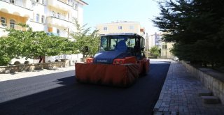 Nevşehir Belediyesini Sıcak Asfalt Çalışmaları Sürüyor