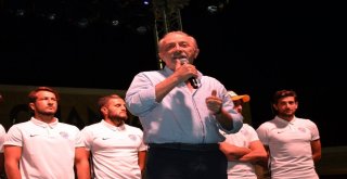 Didim Belediyespor Yararına “Resul Dindar” Konseri Düzenlendi.