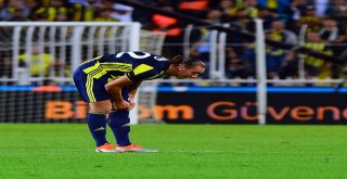 Spor Toto Süper Lig: Fenerbahçe: 0 - Medipol Başakşehir: 0 (İlk Yarı)