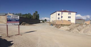 Çaldıranda Parke Taşı Yol Çalışması