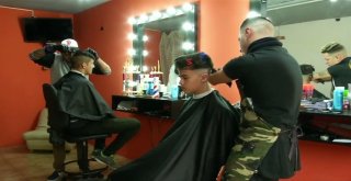 Doğuştan Elleri Olmayan Berber Engellere Sınır Tanımıyor