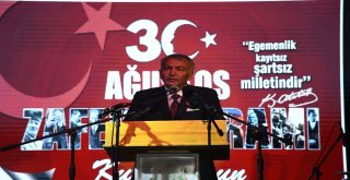 Zafer Mahallesinde Coşkulu Zafer Bayramı Kutlaması