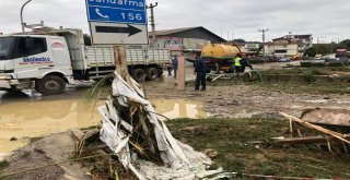 Sakaryada Dereler Taştı, İlçe Sular Altında Kaldı