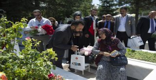 Şehit Yakınları Ve Gazilerden Cebeci Askeri Şehitliğine Ziyaret