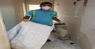Annesinden Şiddet Gören Küçük Kızın Yaşadığı Çöp Ev Temizlendi