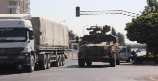 Sınıra Askeri Sevkıyat Sürüyor