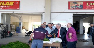 Belediye Başkanı Hal Pazarı Esnafıyla Kahvaltıda Buluştu