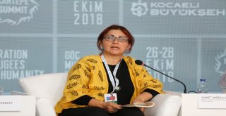 Yerel Yönetimlerin Göç Tutumu Masaya Yatırıldı