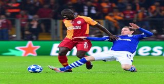 Uefa Şampiyonlar Ligi: Galatasaray: 0 - Schalke 04: 0 (İlk Yarı)