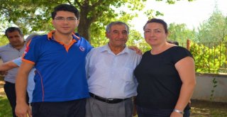 Afadtan Emekli Olan Personele Pasta Sürprizi