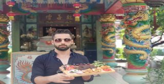 Türk Yemek Kültürünü Taylanda Taşıdı, Siparişlere Yetişemiyor