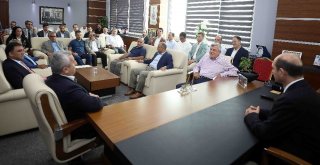 Başkan Karaosmanoğlundan Körfeze İade Ziyaret