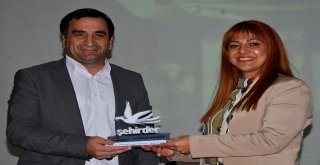 Şehirder Altın Rozetler Başarı Ödülleri Sahiplerini Buldu