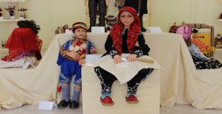 Yüzlerce El Yapımı Bebek Bu Festivalde