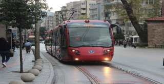 Bedava Yolculuk İçin Ölümü Göze Aldı