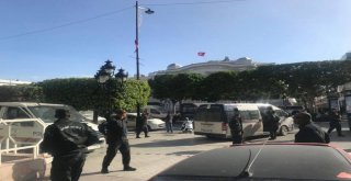 Tunusta İntihar Saldırısı: 10 Yaralı
